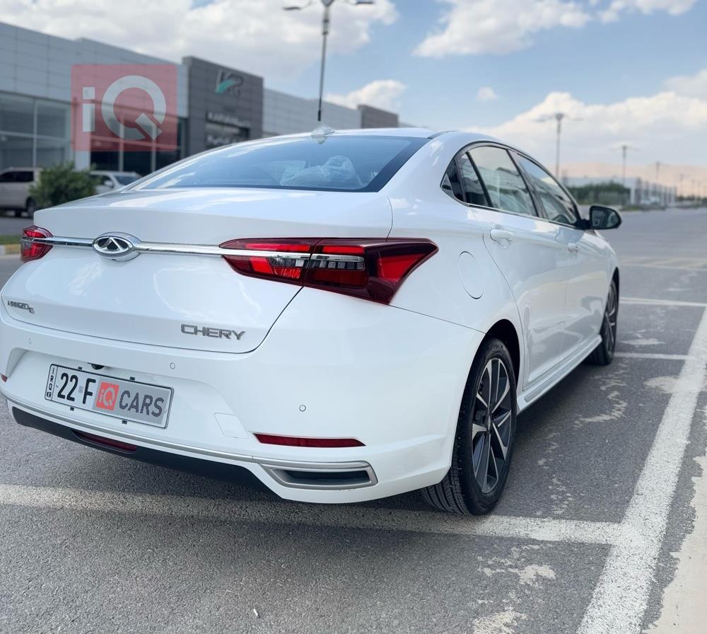 شيري أريزو 6